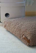 Lade das Bild in den Galerie-Viewer, Öko Hundematratze "Teddy" SoftColor | Recycelte Materialien | Oeko-Tex® | Rexproduct | Beige