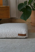 Lade das Bild in den Galerie-Viewer, Öko-Hundematratze "Teddy" SoftColor | Recycelte Materialien | Oeko-Tex® | Rexproduct | Hellbeige