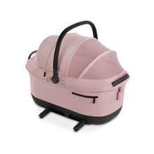 Lade das Bild in den Galerie-Viewer, Isofix Autositz & Transportbox Maeve™ iso6x Wind Tavo | Integriertes Belüftungssystem | für Hunde bis 18 kg | GREENGUARD-Gold-Zertifizierung | Sakura | Fräulein Plath