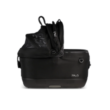 Lade das Bild in den Galerie-Viewer, Isofix Autositz & Transportbox Maeve™ iso5x von Tavo für Hunde bis 13.6 kg | GREENGUARD-Gold-Zertifizierung | Farbe: Onyx