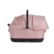Lade das Bild in den Galerie-Viewer, Isofix Autositz & Transportbox Maeve™ iso6x Wind Tavo | Integriertes Belüftungssystem | für Hunde bis 18 kg | GREENGUARD-Gold-Zertifizierung | Sakura | Fräulein Plath