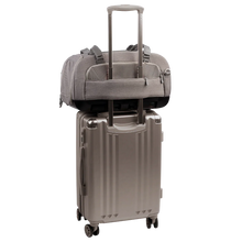 Lade das Bild in den Galerie-Viewer, Flug- & Transporttasche Tavo Dupree II für Hunde & Katzen bis 9 kg | GREENGUARD-Gold-Zertifizierung | Farbe: Merle