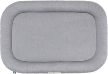 Lade das Bild in den Galerie-Viewer, Öko-Hundekissen Arosa von HOUND&NATURE | Recycelte Materialien | Oeko-Tex® Standard | 3 Farben | 4 Größen