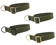 Lade das Bild in den Galerie-Viewer, Zugstopp Halsband | Korkleder | Umweltfreundlich | Robust & Vegan | Olive | Beschläge wählbar