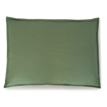 Lade das Bild in den Galerie-Viewer, Nachhaltige Hundematratze "Wilma" von Lill´s | GOTS-zertifiziertes Hundebett | Olive - Fräulein Plath