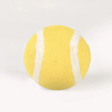 Lade das Bild in den Galerie-Viewer, Tennisball für Hunde | Nachhaltiges Hundespielzeug | 100% schadstofffrei & Schafwolle | Zahnpflegend & schwimmfähig