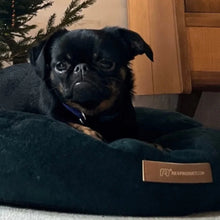 Lade das Bild in den Galerie-Viewer, Runde Hundebett Coco | Rexproduct | Recycelte Materialien & Öko-Tex Standard | Grün | 2 Größen