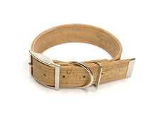 Lade das Bild in den Galerie-Viewer, Hundehalsband mit Dornschnalle | Korkleder | Umweltfreundlich | Robust & Vegan | Natur/Silber
