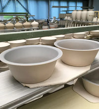 Lade das Bild in den Galerie-Viewer, Ersatznäpfe Futterstation dogBar® | hochwertiges Porzellan | Alle Größen