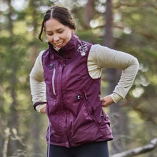 Lade das Bild in den Galerie-Viewer, Hurtta Trainingsweste Training vest ECO | Recyceltes Material | Wassersäule über 10000 mm | Eggplant | Fräulein Plath