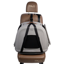 Lade das Bild in den Galerie-Viewer, Crashgetestete Isofix-Transportbox Auto Tavo Crispin für Hunde | 3 Größen bis 27.2 kg | Farbe: Merle