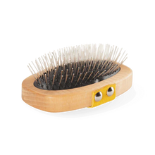 Lade das Bild in den Galerie-Viewer, Nachhaltige Hundebürste "Langhaar" | Vegan | FSC zertifiziertes Buchenholz & Naturkautschuk
