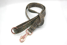 Lade das Bild in den Galerie-Viewer, Korkleder Hundeleine | Robust & Vegan | Top Ökobilanz | Leo blau | Beschläge wählbar