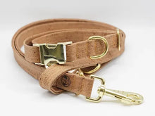 Lade das Bild in den Galerie-Viewer, Korkleder Hundeleine | Robust & Vegan | Top Ökobilanz | Tabak | Beschläge wählbar