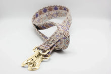 Lade das Bild in den Galerie-Viewer, Korkleder Hundeleine | Robust & Vegan | Top Ökobilanz | Ethno light | Beschläge wählbar