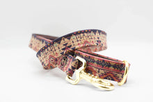 Lade das Bild in den Galerie-Viewer, Korkleder Hundeleine | Robust & Vegan | Top Ökobilanz | Ethno pink | Beschläge wählbar