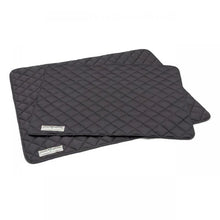 Lade das Bild in den Galerie-Viewer, Öko Hundedecke Davos HOUND&NATURE | Wasserfest & recycelte Materialien | Oeko-Tex® Standard 100 | Grau