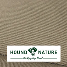 Lade das Bild in den Galerie-Viewer, Öko Hundedecke Davos HOUND&NATURE | Wasserfest & recycelte Materialien | Oeko-Tex® Standard 100 | Taupe