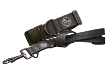 Lade das Bild in den Galerie-Viewer, Korkleder Hundeleine | Robust & Vegan | Top Ökobilanz | Schwarz | Beschläge wählbar