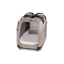 Lade das Bild in den Galerie-Viewer, Isofix Autositz & Transporttasche Hendrick von Tavo für Hunde & Katzen bis 20.4 kg | GREENGUARD-Gold-Zertifizierung | Farbe: Tawny