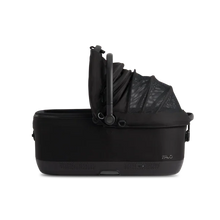 Lade das Bild in den Galerie-Viewer, Isofix Autositz & Transportbox Maeve™ iso7x-R WIND von Tavo für Hunde bis 18 kg | GREENGUARD-Gold-Zertifizierung | Farbe: Onyx