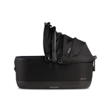 Lade das Bild in den Galerie-Viewer, Isofix Autositz & Transportbox Maeve™ iso7x-R von Tavo für Hunde bis 18 kg | GREENGUARD-Gold-Zertifizierung | Farbe: Onyx