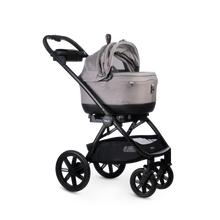 Lade das Bild in den Galerie-Viewer, Isofix Autositz & Transportbox Maeve™ iso5x von Tavo für Hunde bis 13.6 kg | GREENGUARD-Gold-Zertifizierung | Farbe: Merle