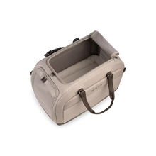 Lade das Bild in den Galerie-Viewer, Isofix Autositz & Transporttasche Hendrick von Tavo für Hunde & Katzen bis 20.4 kg | GREENGUARD-Gold-Zertifizierung | Farbe: Tawny