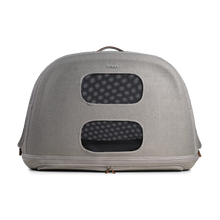 Lade das Bild in den Galerie-Viewer, Crashgetestete Isofix-Transportbox Auto Tavo Crispin für Hunde | 3 Größen bis 27.2 kg | Farbe: Merle L