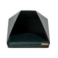 Lade das Bild in den Galerie-Viewer, Indoor Hundehütte "PetPocket" von Rexproduct | 100% recycelt | Dunkelgrau | Matratze aus 9 Farben wählbar Unisize S+S Softpet Dunkelgrün
