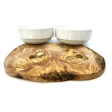 Lade das Bild in den Galerie-Viewer, Nachhaltige Futterstation RUSTY | Olivenholz & Porzellan | Natürliche Rohstoffe | 3 Größen 1 (2 x 0.3 Liter)