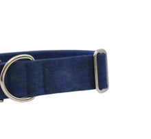 Lade das Bild in den Galerie-Viewer, Hundehalsband mit Dornschnalle | Korkleder | Umweltfreundlich | Robust & Vegan | Denim/Silber