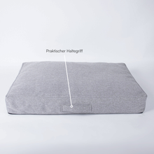 Lade das Bild in den Galerie-Viewer, Hundebett Clean von Caruso - orthopädisch &amp; recycelt - Oeko-Tex® Standard - 2 Farben | Fräulein Plath
