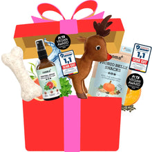 Lade das Bild in den Galerie-Viewer, Nachhaltiges Geschenke Set für Hunde &quot;Driving Home For Christmas&quot; | Tolles Weihnachtsgeschenk für Hund &amp; Hundeeltern
