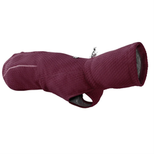 Lade das Bild in den Galerie-Viewer, Hurtta Hundemantel / Hundejacke Warming Midlayer - Farbe: Eggplant (Weinrot)
