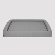 Lade das Bild in den Galerie-Viewer, FINNTO® Hundebett orthopädisch | Antiallergen | FAIRTRADE zertifiziert &amp; Oeko-Tex® Standard | Hellgrau
