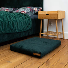 Lade das Bild in den Galerie-Viewer, Nachhaltige Öko Hundematratze &quot;SoftPET&quot; von Rexproduct | 100% schadstofffrei &amp; recycelt | 8 Farben
