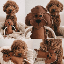 Lade das Bild in den Galerie-Viewer, Nachhaltiges Hundespielzeug &quot;Piet Pudel&quot; | Robust &amp; 100% schadstofffrei | Upcycling Leder &amp; natürliche Baumwolle
