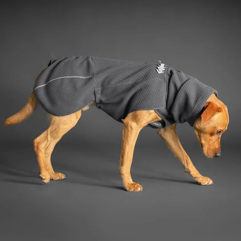 Wärmende Hundejacke Warming Midlayer ECO von Hurtta | Super bequem & nachhaltig | Recyceltes ECO-Material | Blackberry grau