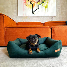 Lade das Bild in den Galerie-Viewer, Nachhaltiges Rexproduct Hundebett OTTO - orthopädisch - waschbar &amp; schadstofffrei - Dunkelgrün - 5 Matratzenfarben | Fräulein Plath
