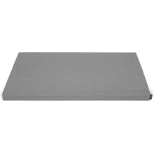 Lade das Bild in den Galerie-Viewer, FINNTO® Basic Hundematte ergonomisch | Antiallergen &amp; wasserdicht | FAIRTRADE &amp; Oeko-Tex® Standard | Hellgrau
