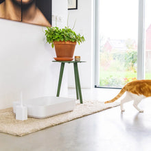 Lade das Bild in den Galerie-Viewer, Nachhaltige Katzentoilette HOOPO® Poh| 100% recycelt | Weiß
