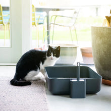 Lade das Bild in den Galerie-Viewer, Nachhaltige Katzentoilette HOOPO® Poh| 100% recycelt | Grau

