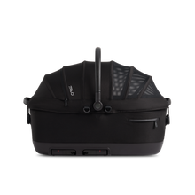 Lade das Bild in den Galerie-Viewer, Isofix Autositz &amp; Transportbox Maeve™ iso7x-L WIND von Tavo für Hunde bis 18 kg | GREENGUARD-Gold-Zertifizierung | Farbe: Onyx - Konnektoren
