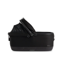 Lade das Bild in den Galerie-Viewer, Isofix Autositz &amp; Transportbox Maeve™ iso7x-R WIND von Tavo für Hunde bis 18 kg | GREENGUARD-Gold-Zertifizierung | Farbe: Onyx
