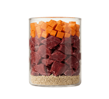 Lade das Bild in den Galerie-Viewer, Uncle Rusty's Pferd mit Karotte und Quinoa Nassfutter - regionale Zutaten

