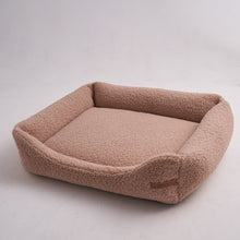 Lade das Bild in den Galerie-Viewer, Öko-Hundebett &quot;Teddy&quot; SoftColor von Rexproduct | Recycelte Materialien | Oeko-Tex®  | Beige
