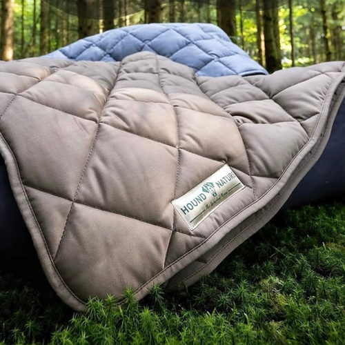 Öko-Hundedecke Davos von HOUND&NATURE | Recycelte Materialien | Oeko-Tex® Standard 100 | Taupe