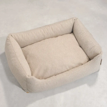 Lade das Bild in den Galerie-Viewer, BUDDY. Hundebett Le Fluff | Recycelte Materialien | ÖkoTex-zertifiziert | Beige
